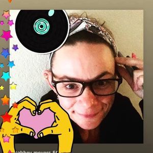 Meet your Posher, Abbey